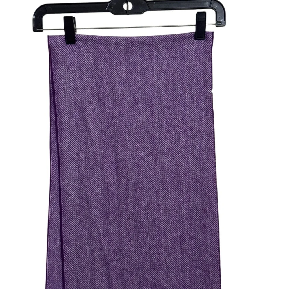 Magee cashmere scarf with fringe